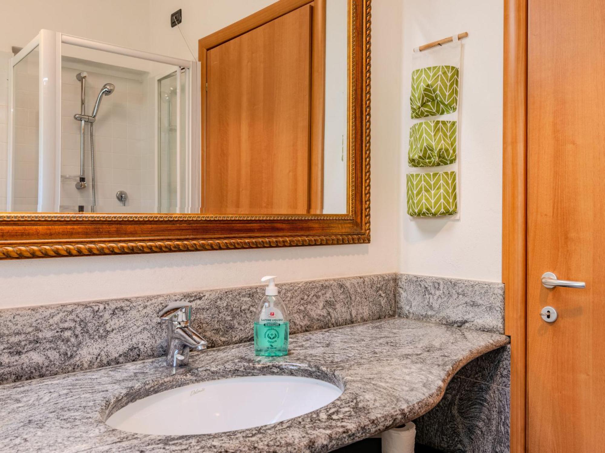 Apartment Bruna By Interhome جيرا لاريو المظهر الخارجي الصورة